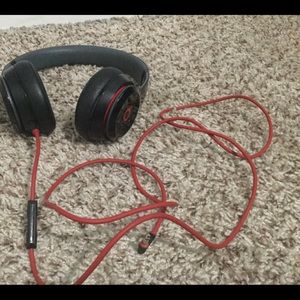 Beats Solo 2 Wired